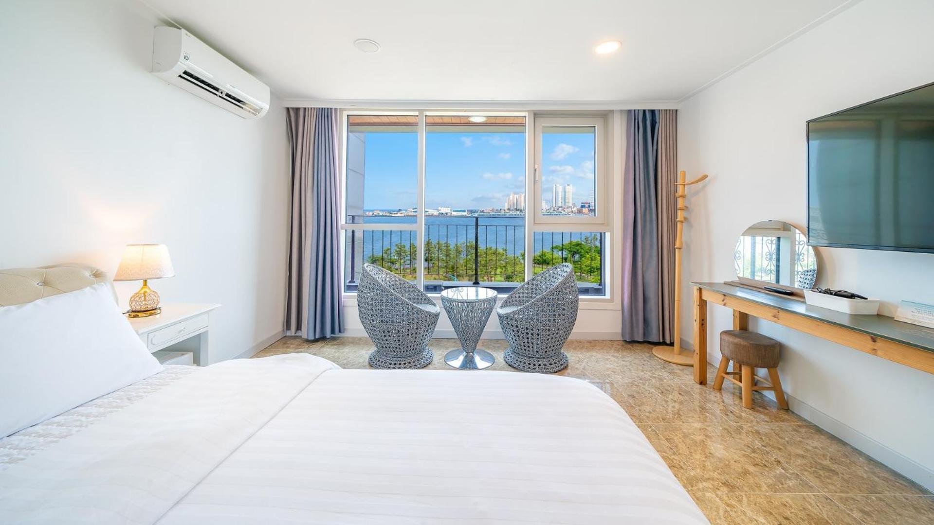 Sokcho Ocean View Pension Rom bilde