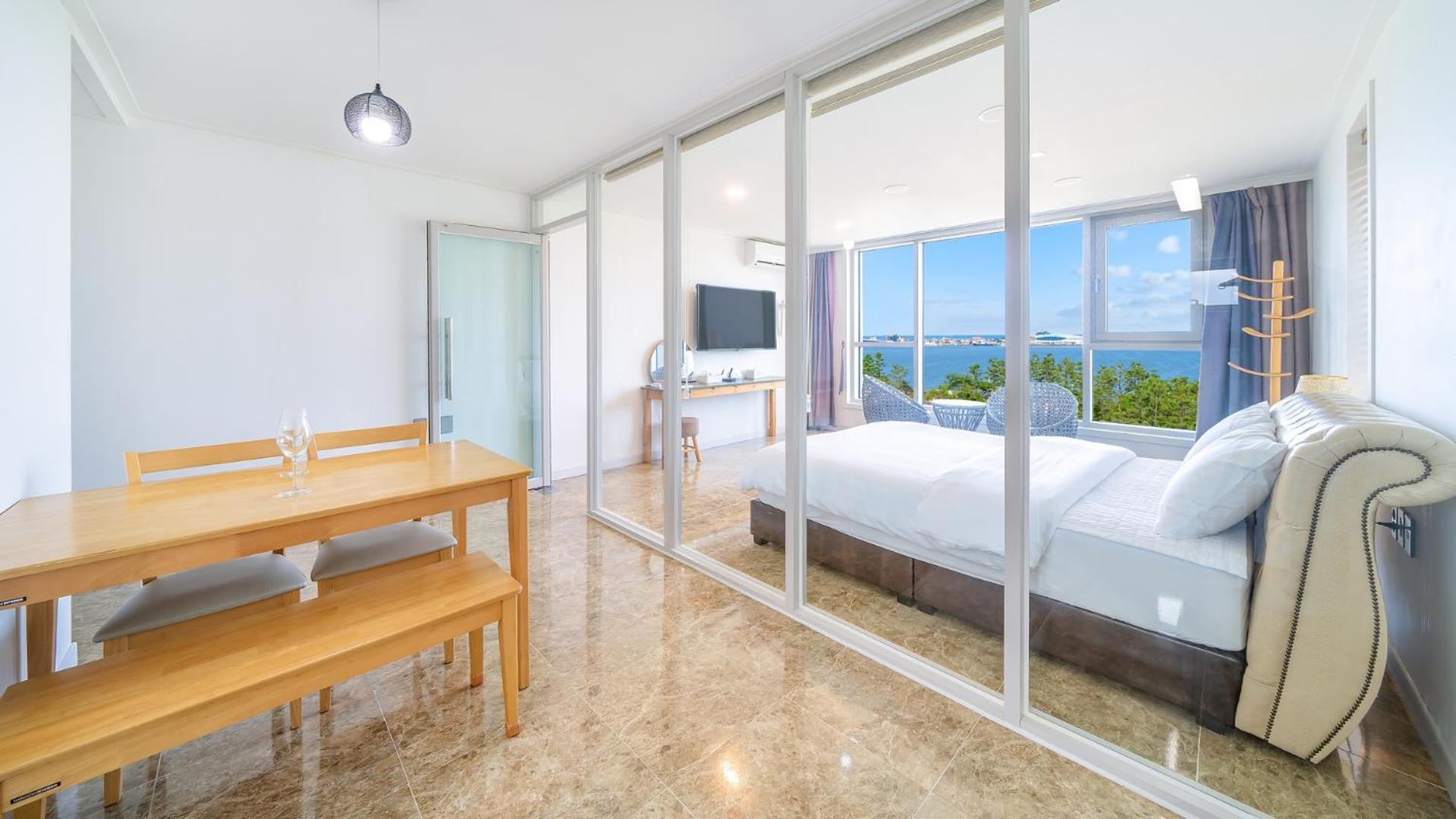 Sokcho Ocean View Pension Rom bilde