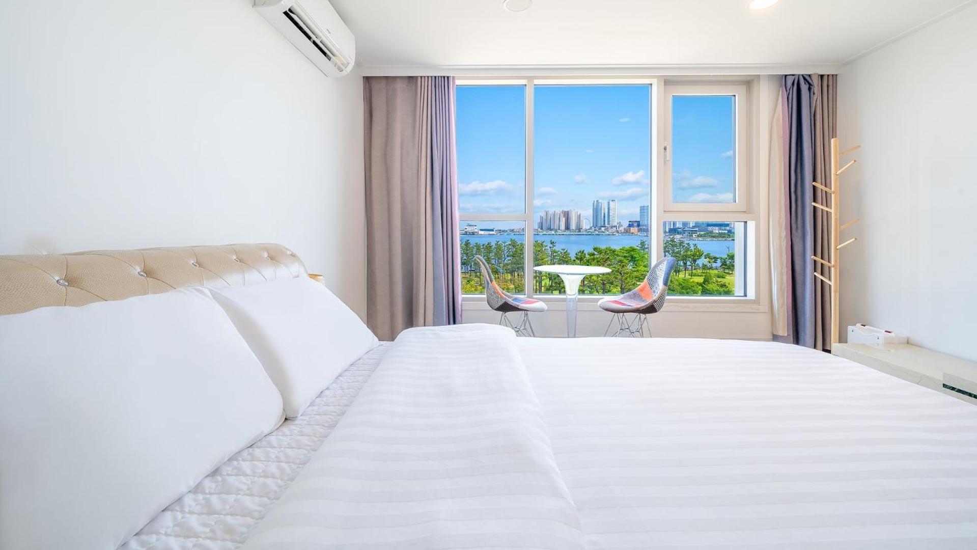 Sokcho Ocean View Pension Rom bilde