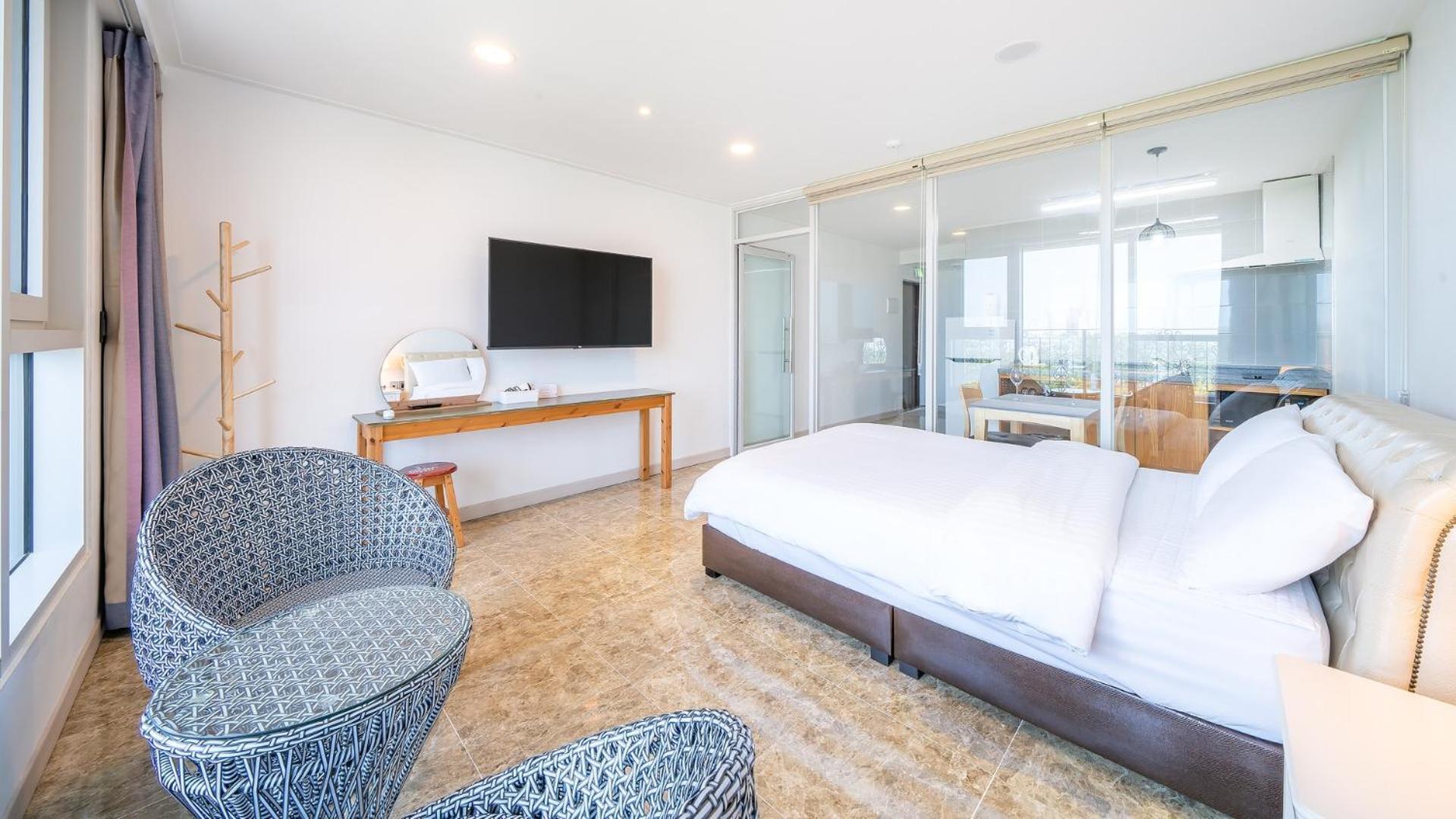 Sokcho Ocean View Pension Rom bilde